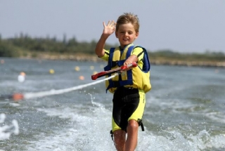 Children's activity Water skiing 